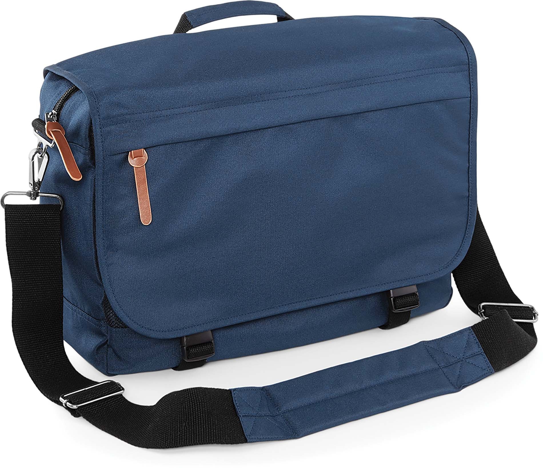 Sac messenger Campus porte ordinateur Navy Dusk Bleu, à personnaliser avec le logo de votre club. Sac messenger Campus porte ordinateur Navy Dusk Bleu