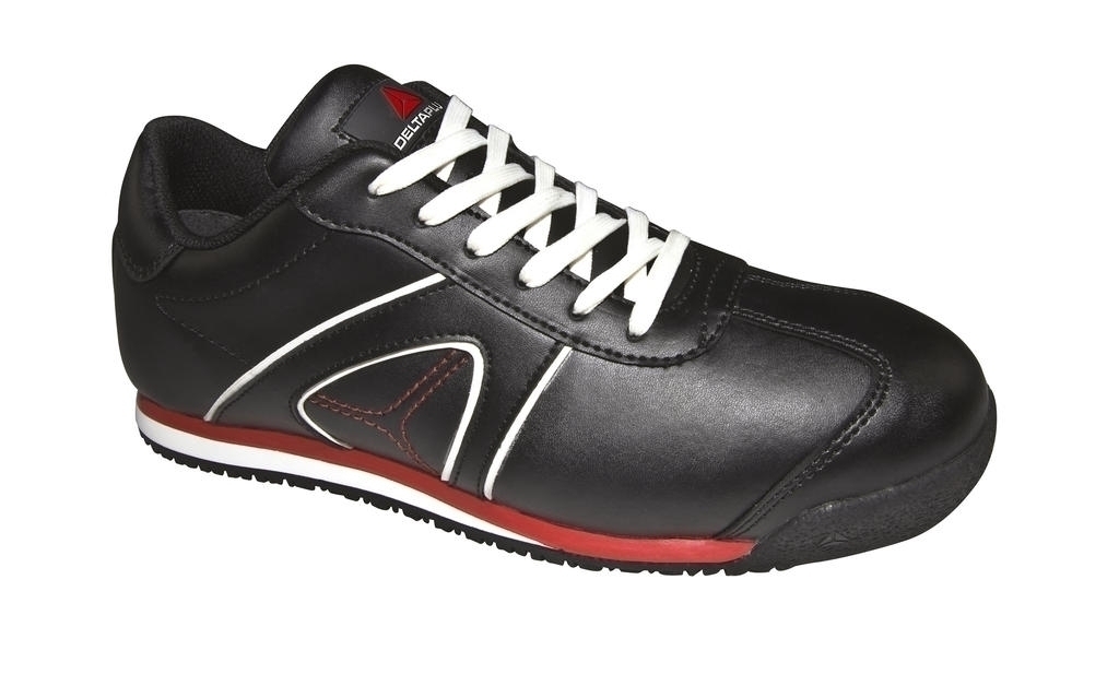 Sportswear Shoe Black Noir, à personnaliser avec le logo de votre club. Sportswear Shoe Black Noir