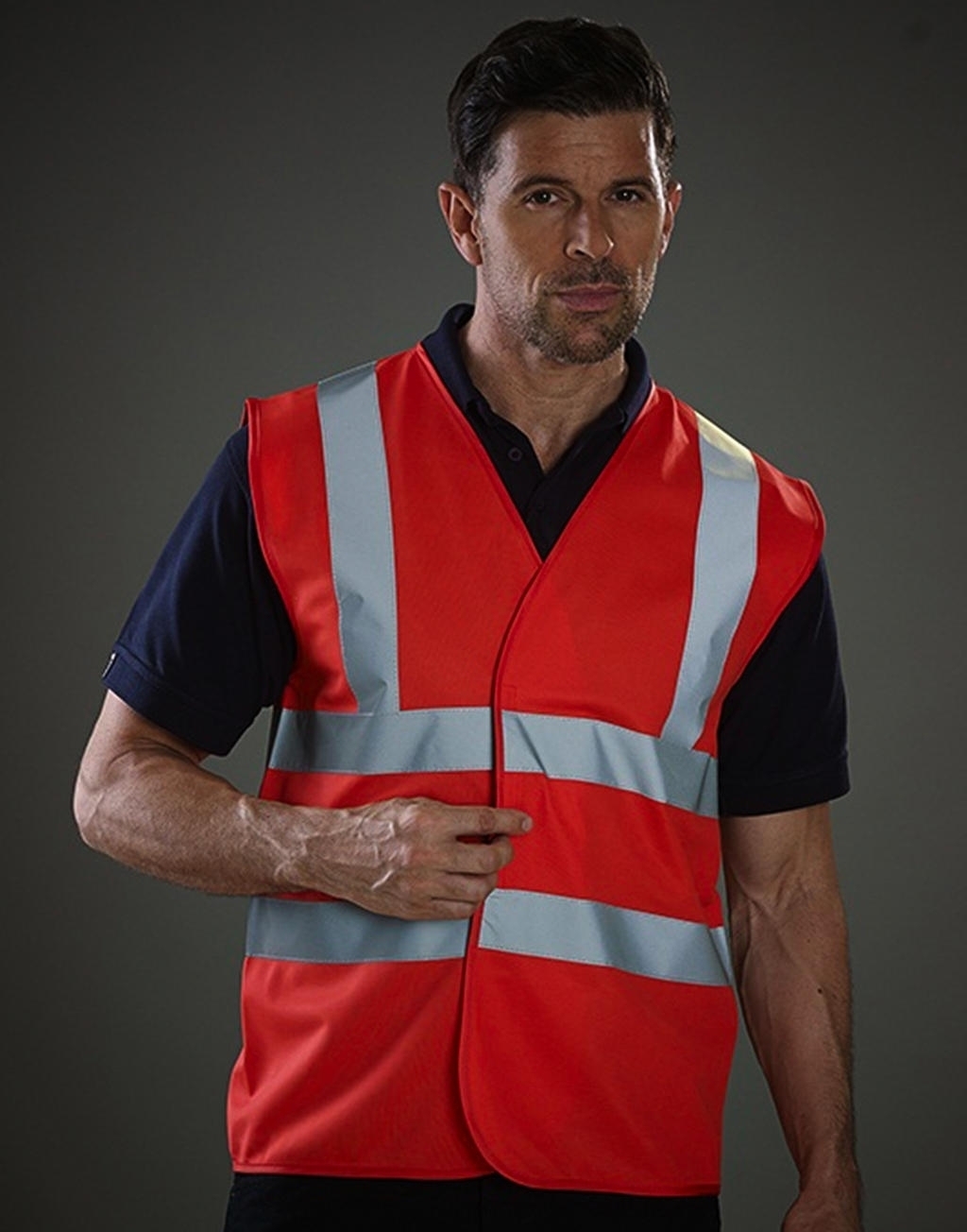 Hi Vis 2 Band & Brace Waistcoat Red Rouge, à personnaliser avec le logo de votre club. Hi Vis 2 Band & Brace Waistcoat Red Rouge