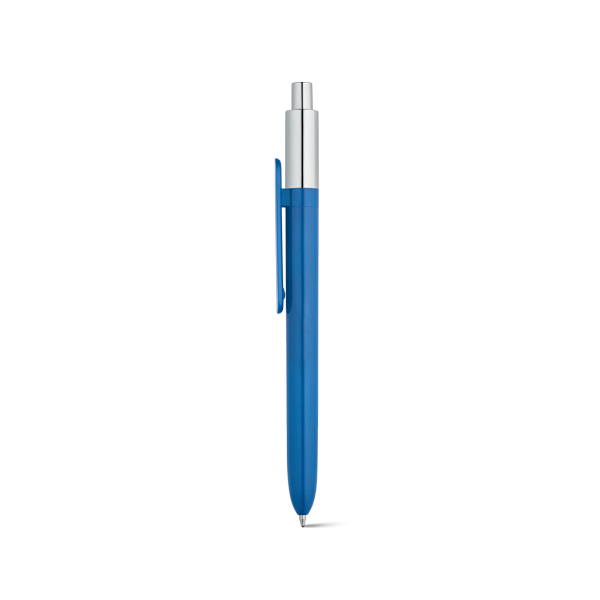 KIWU Chrome. Stylo en ABS avec finition brillante et partie supérieure laquée avec finition chromée. Bleu ciel Bleu, à personnaliser avec le logo de votre club. KIWU Chrome. Stylo en ABS avec finition brillante et partie supérieure laquée avec finition chromée. Bleu ciel Bleu